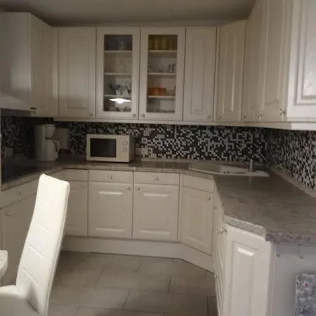 Appartamento Ca. 85 Qm Zzgl. 17 Qm Terrasse Hannover