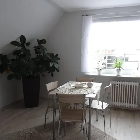Ca 85 Qm Zzgl 17 Qm Terrasse Apartment *