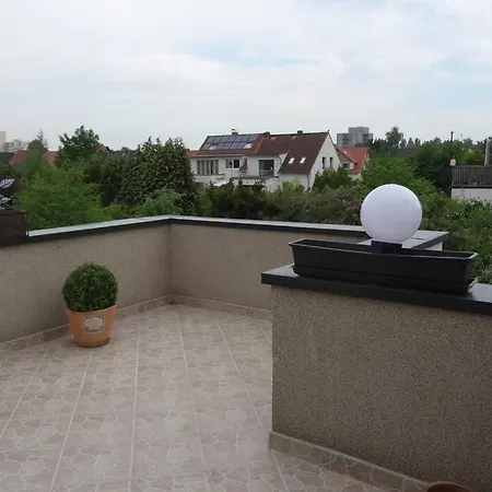 Apartment Ca 85 Qm Zzgl 17 Qm Terrasse Hannover