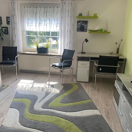 Ca 110 Qm Zzgl 17 Qm Terrasse Apartment *