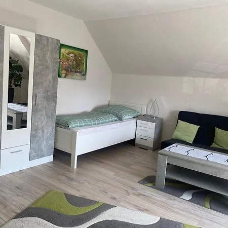 Ca 110 Qm Zzgl 17 Qm Terrasse *