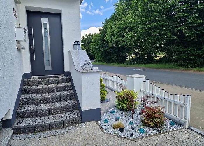 Ca. 85 Qm Zzgl. 17 Qm Terrasse Apartment *